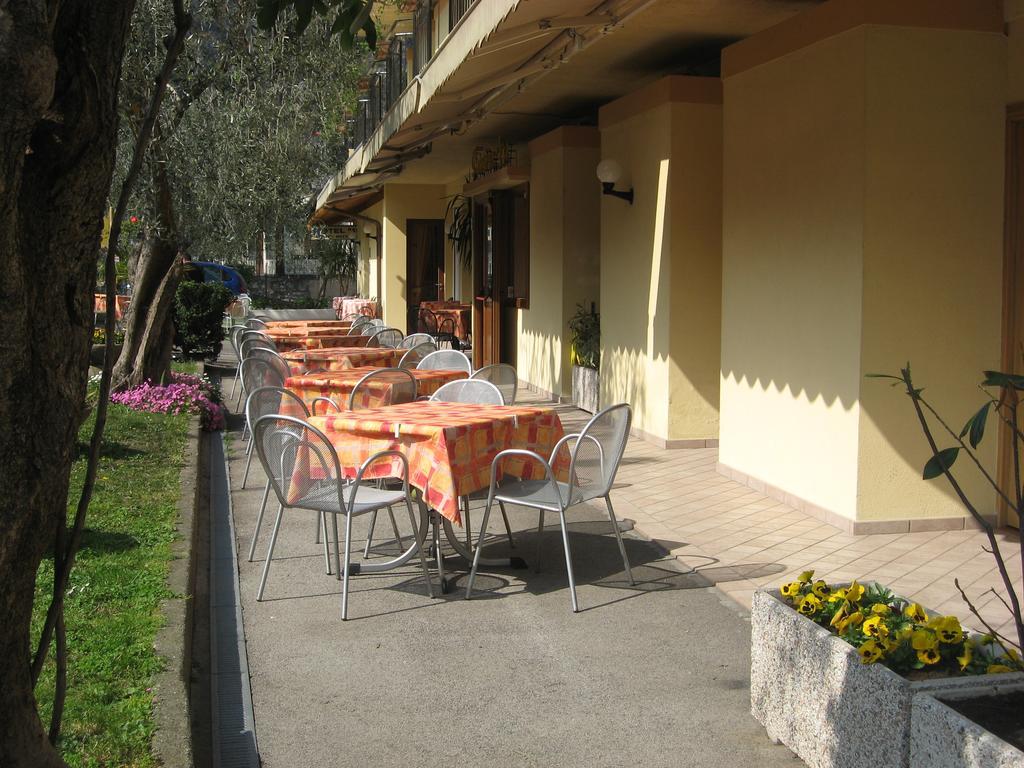 Hotel Susy Limone sul Garda Zewnętrze zdjęcie